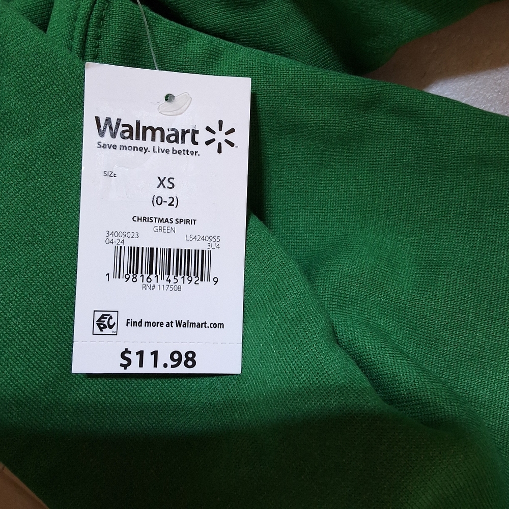 NWT WOUND UP GREEN SWEAT SHIRT CHRISTMAS SPIRIT - Picture 6 of 8